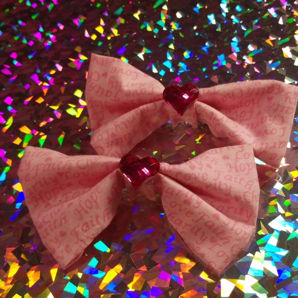 Pink kawaii heart valentine love bows